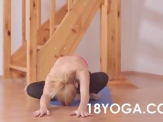 Baby droom yoga broek gescheurd en geneukt