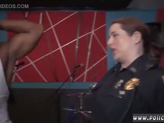 Lesbiană politie ofițer și angell veri politie in gasca brut film