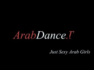Arabe fille danse pour khaliji hommes