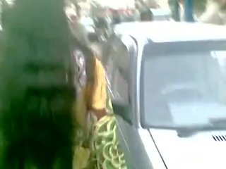 Girl Fighting In Gulberg Lahore - Youtube